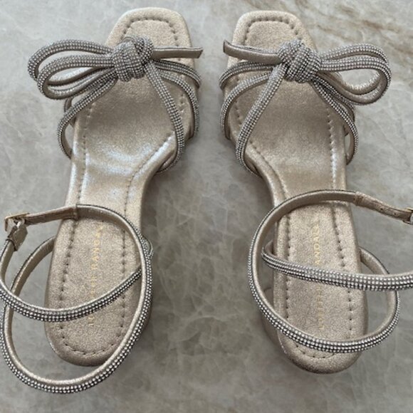 Loeffler Randall Mikel Crystal Embellished Suede Bow Sandals, Size 9.5 - Picture 3 of 10